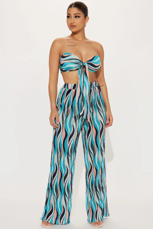 Andrea's Multicolor Wavy Set