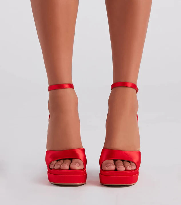 Ezra's Heels
