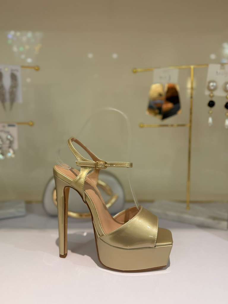 Genevine's Heel
