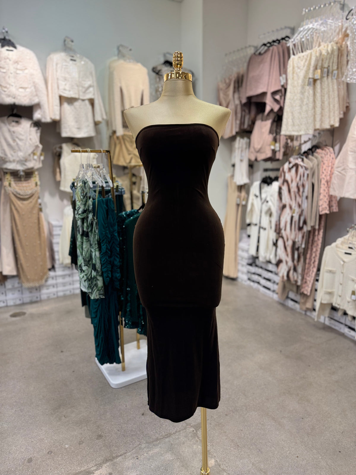 Lola's Midi Dress
