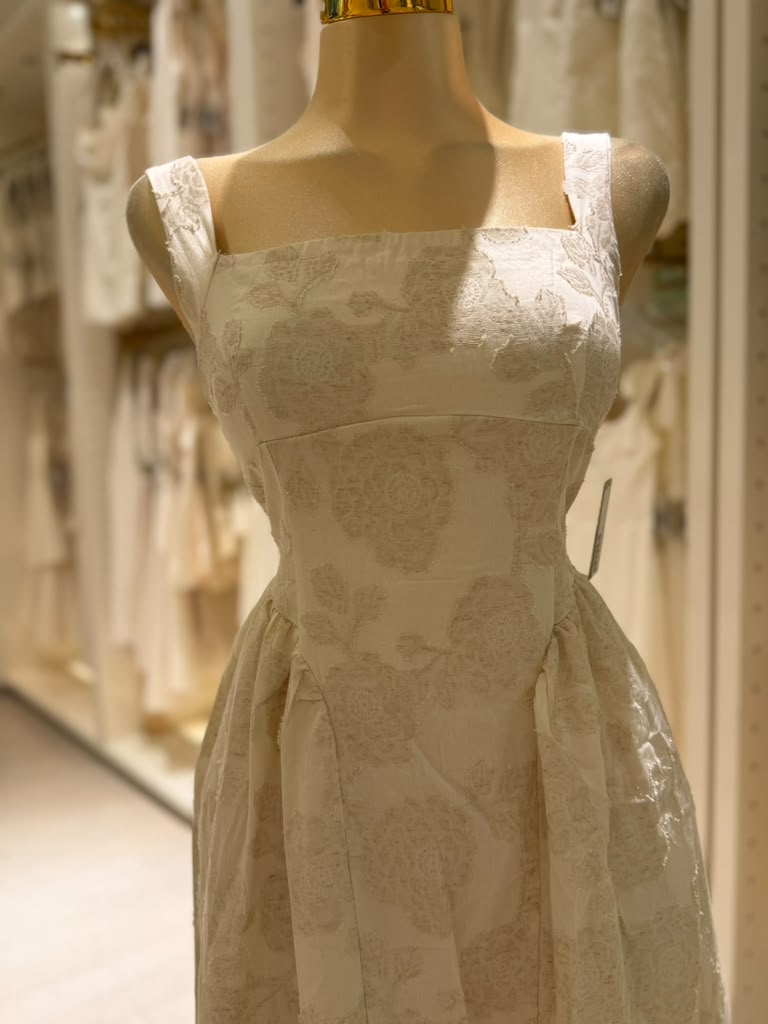 Dolores's Midi Dress