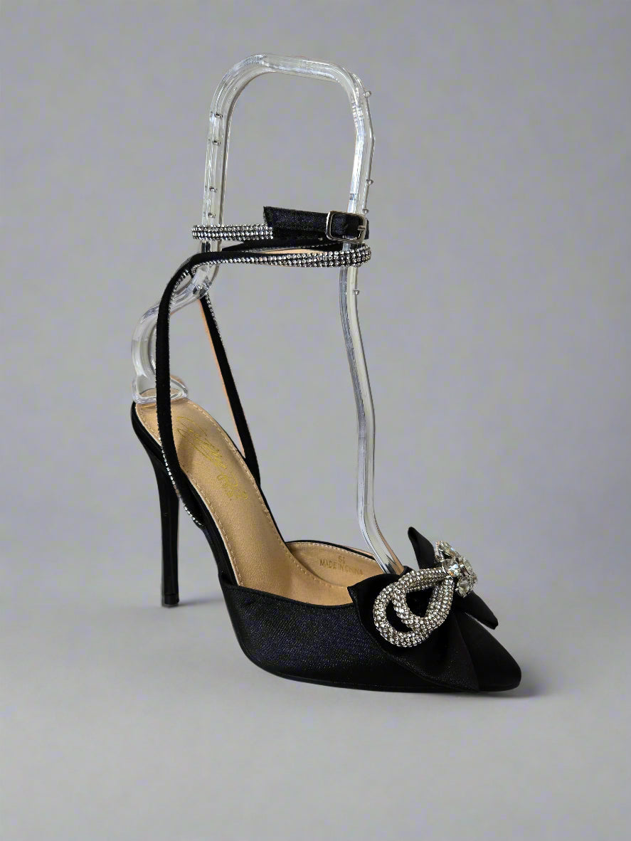 Aila's Heels