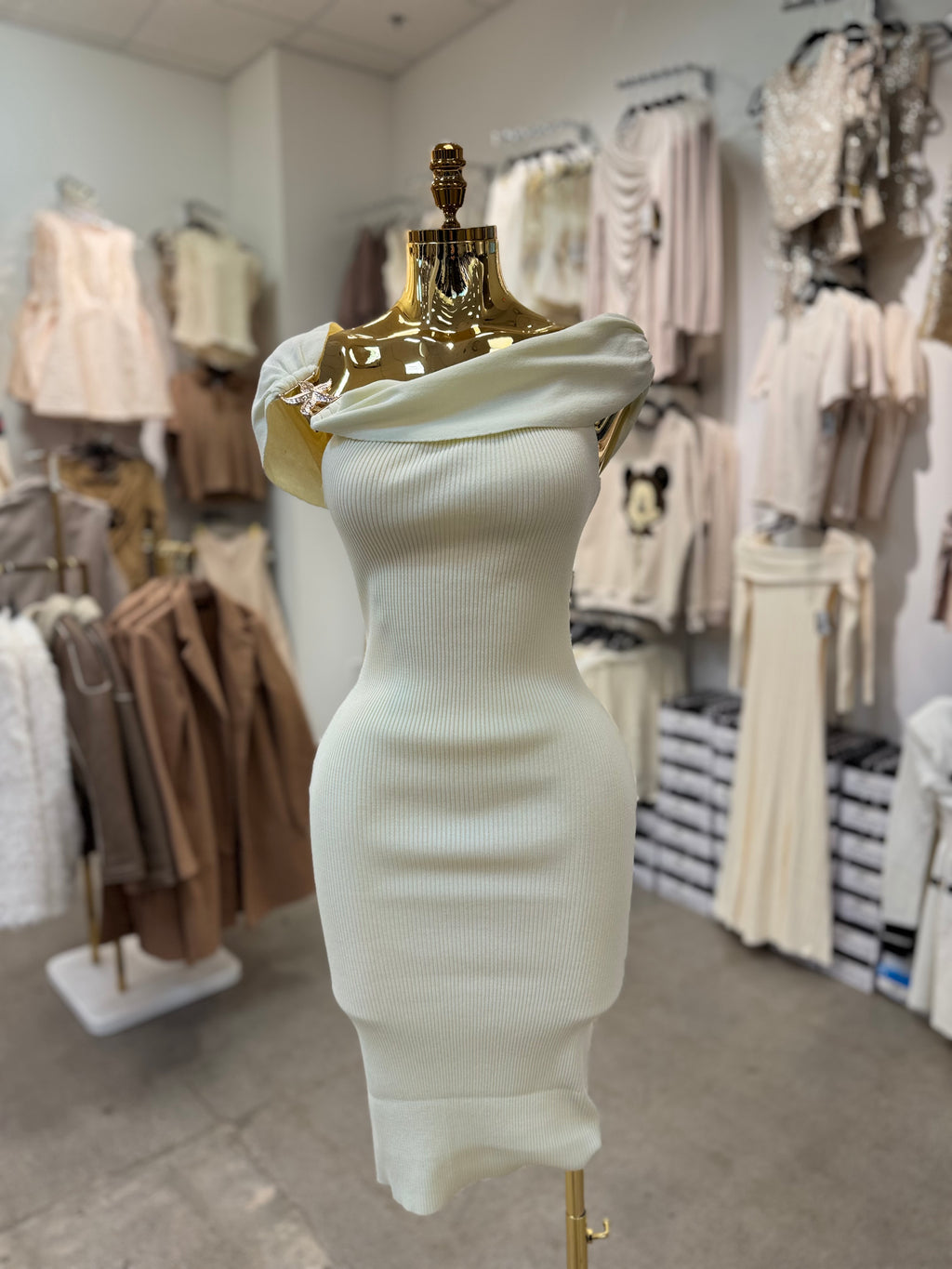 Say's Midi Dress