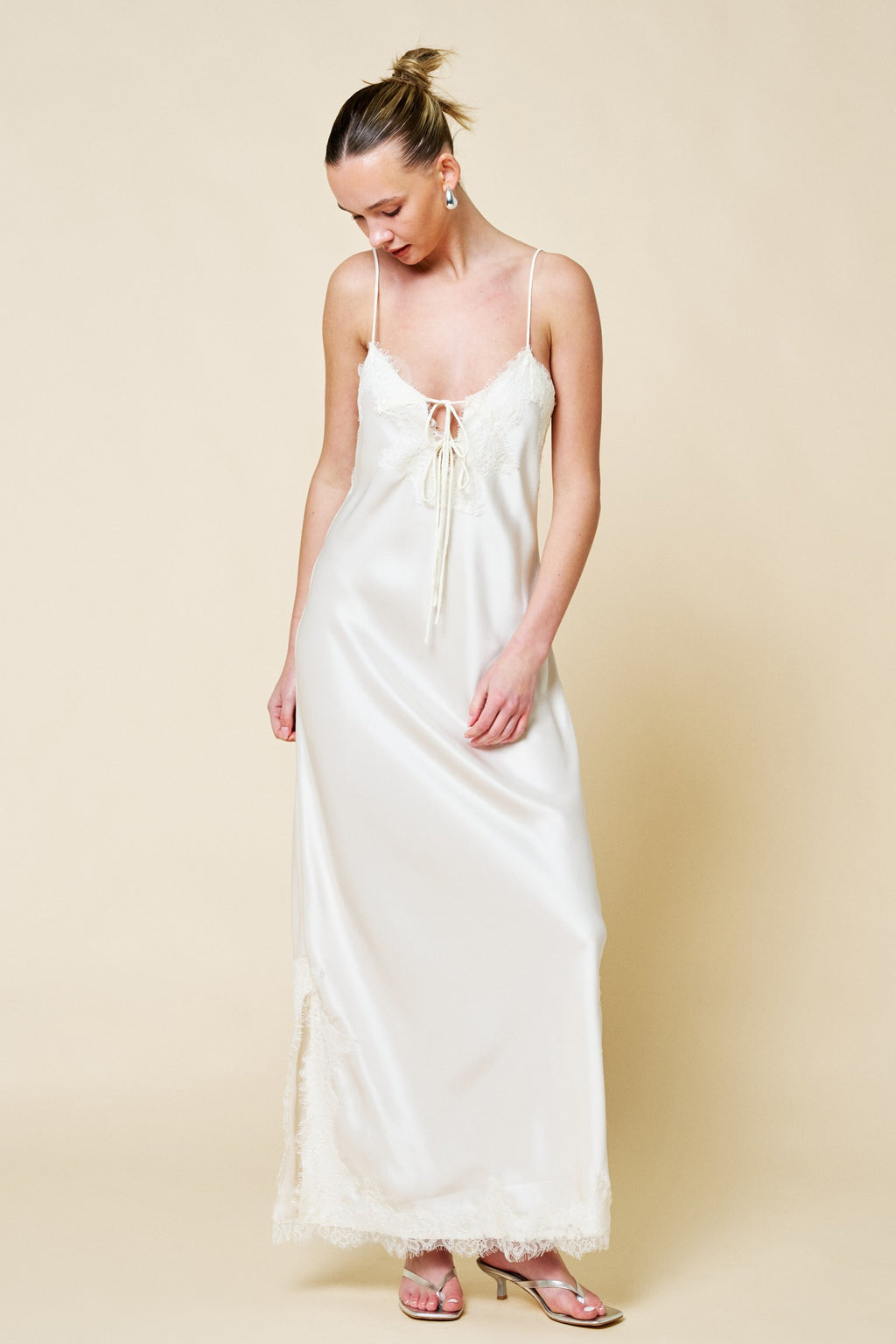 Luni's Dress