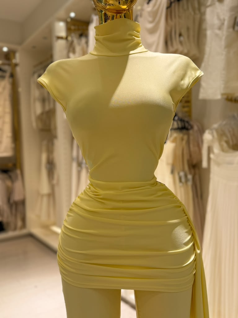 Unoa's Dress