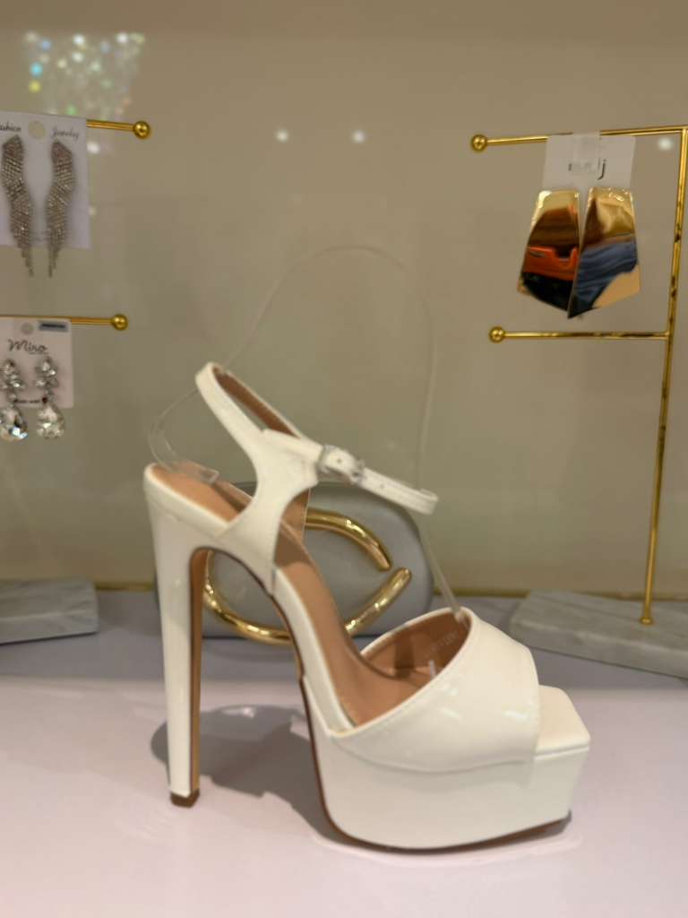Genevine's Heel