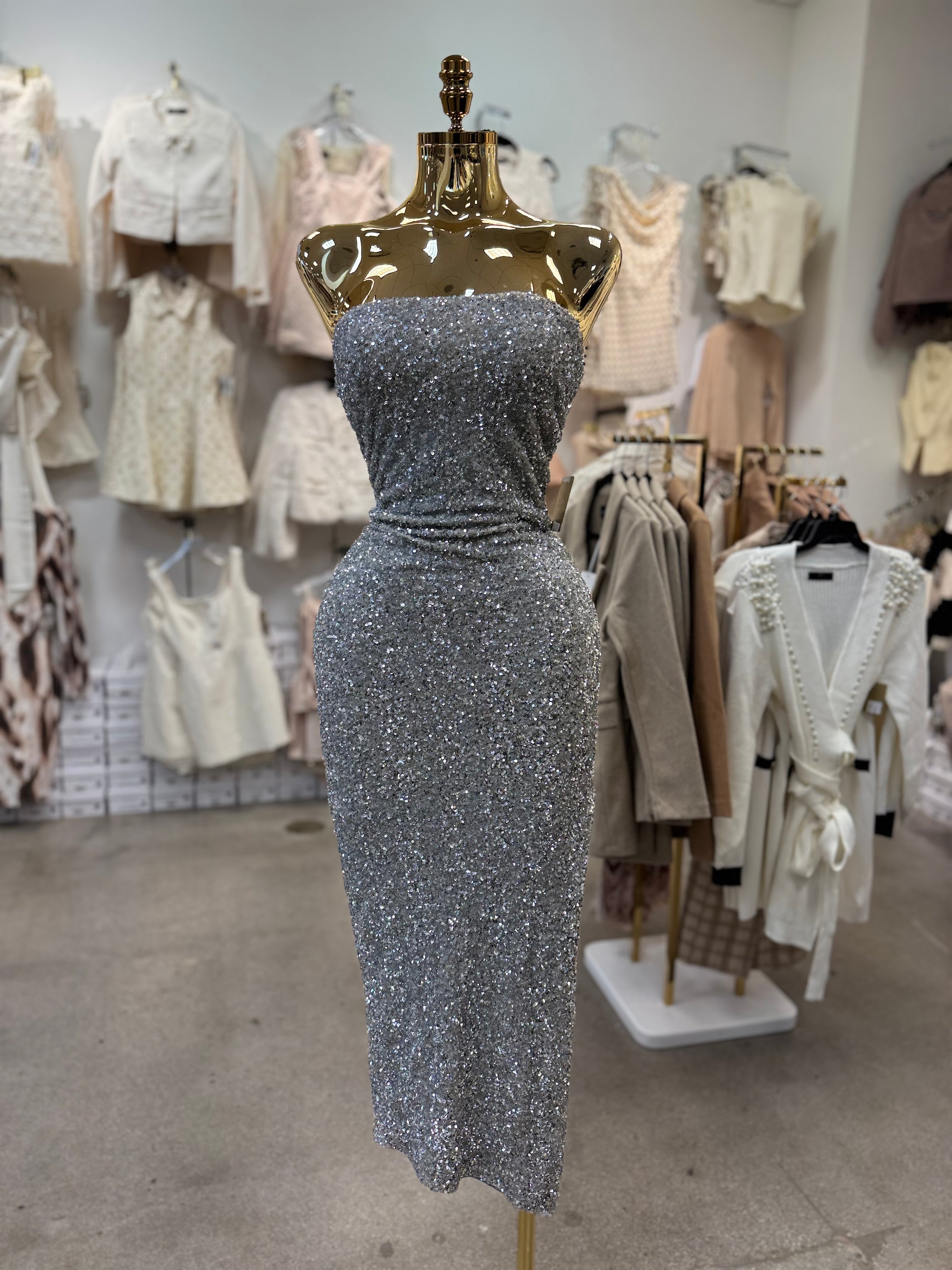 Isa's Midi Dress