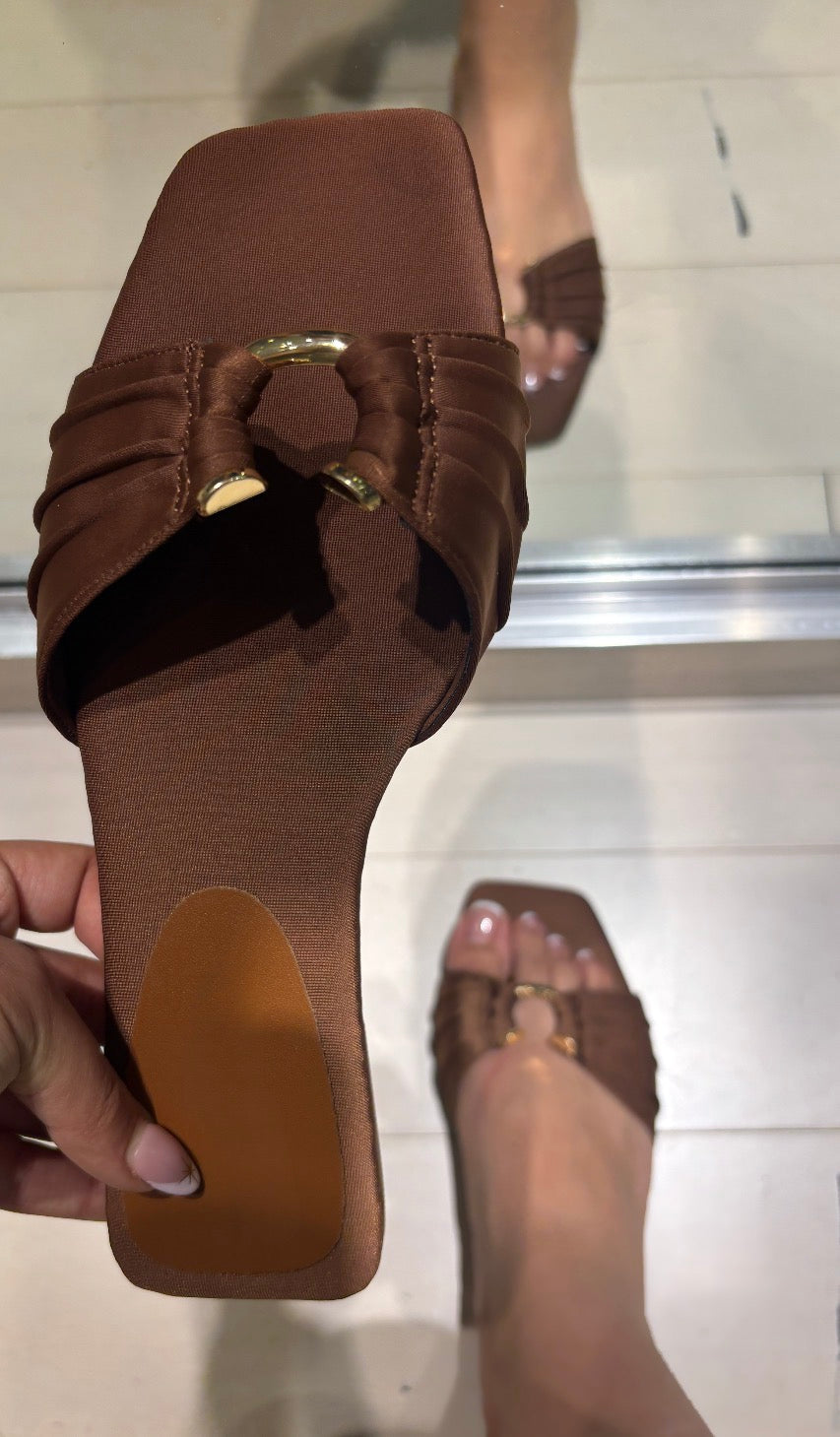 Enero Sandals