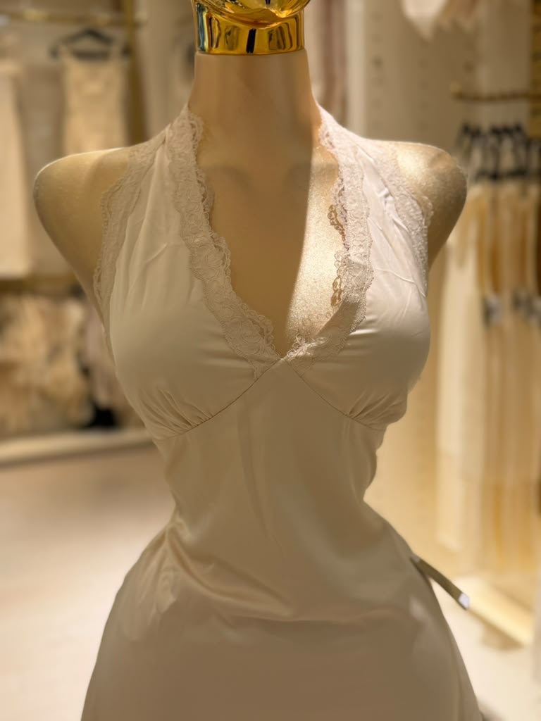 Evelyn's  Mini Dress