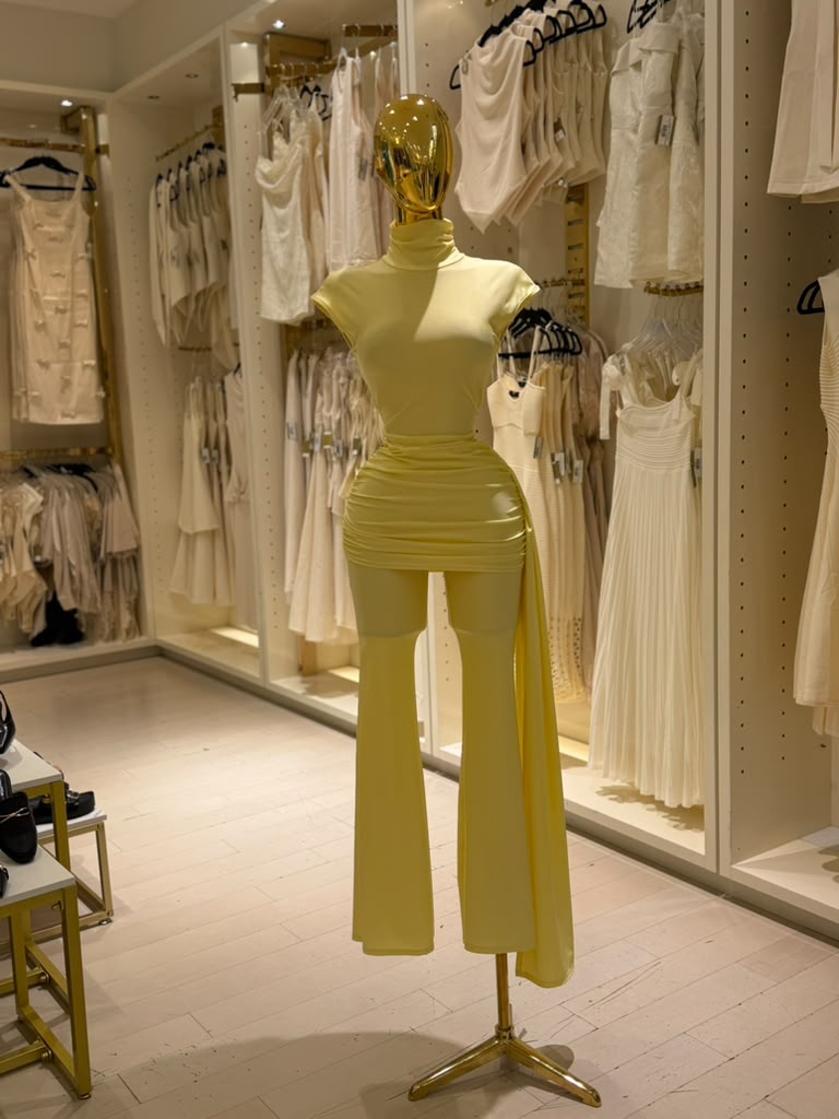 Unoa's Dress