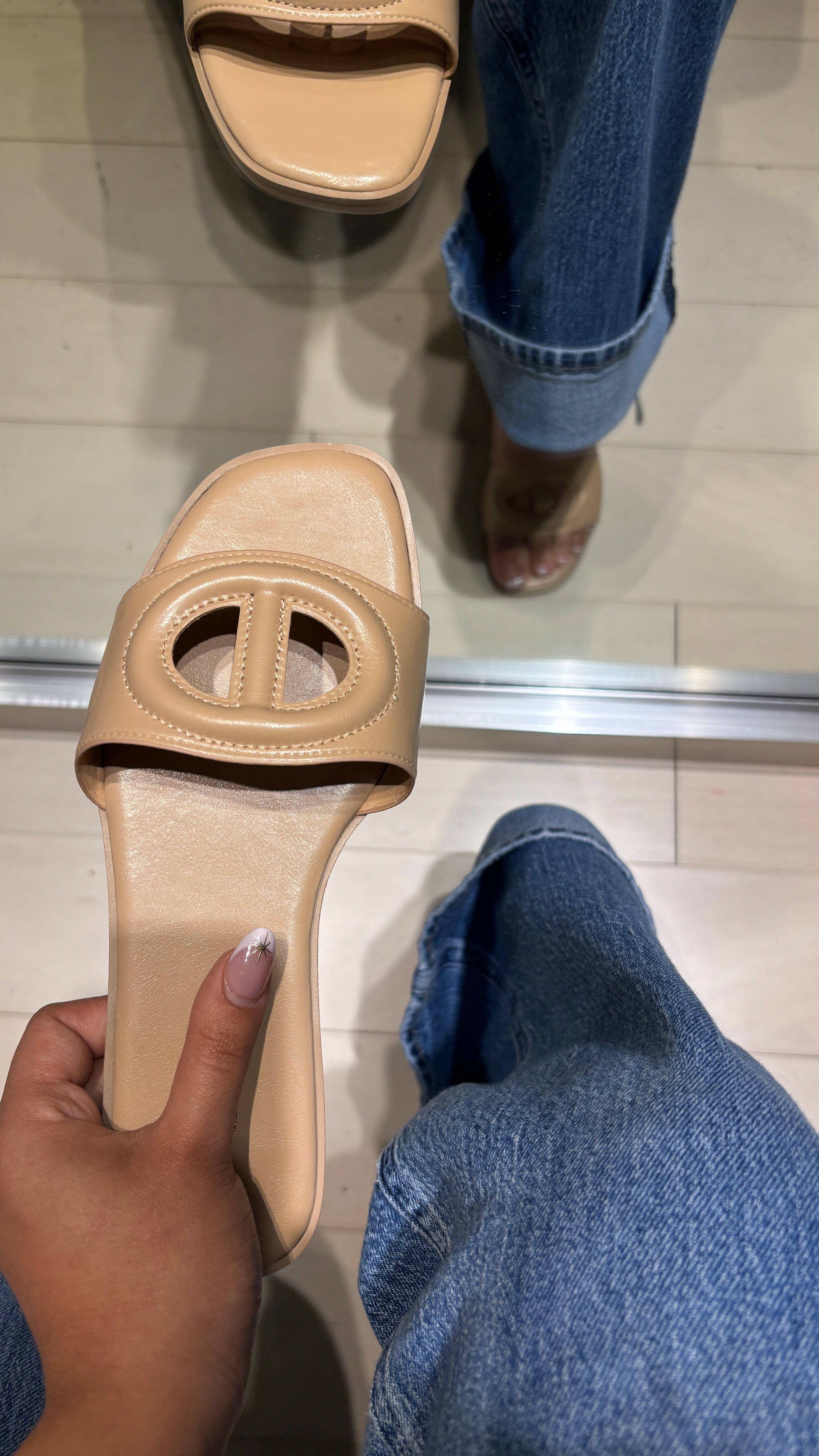 Emmie Sandal