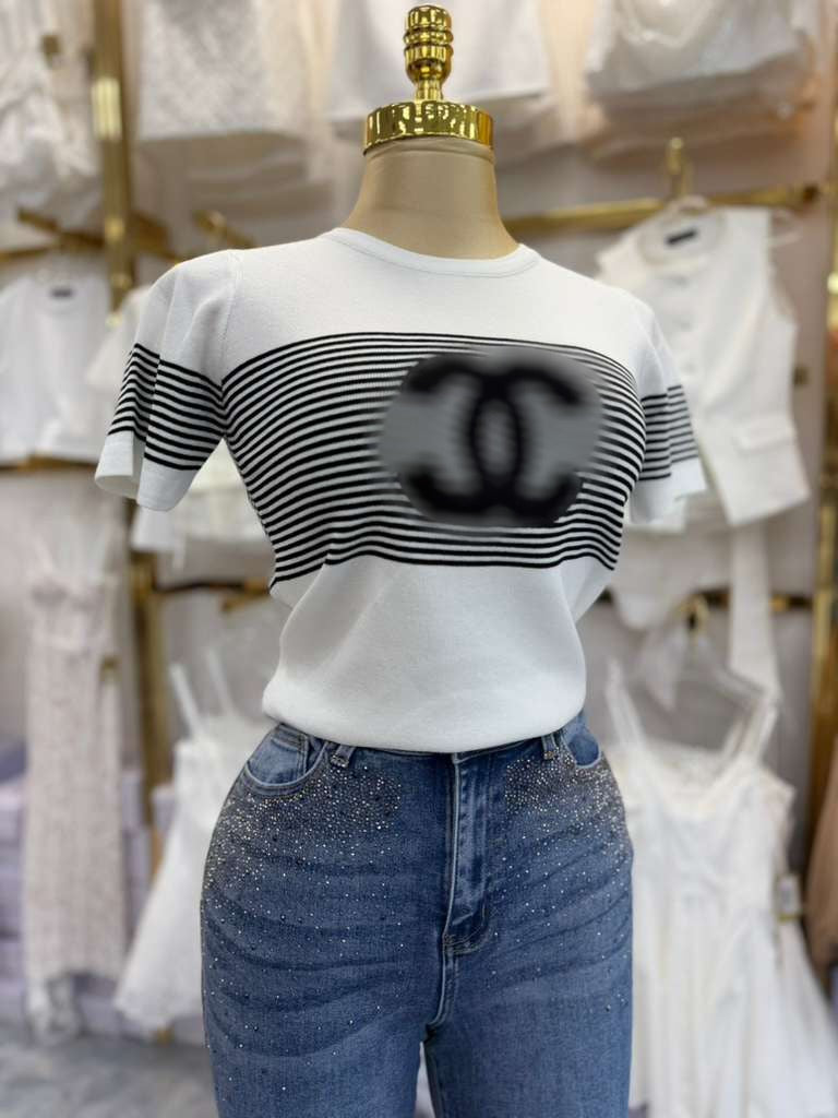 Liv's Top