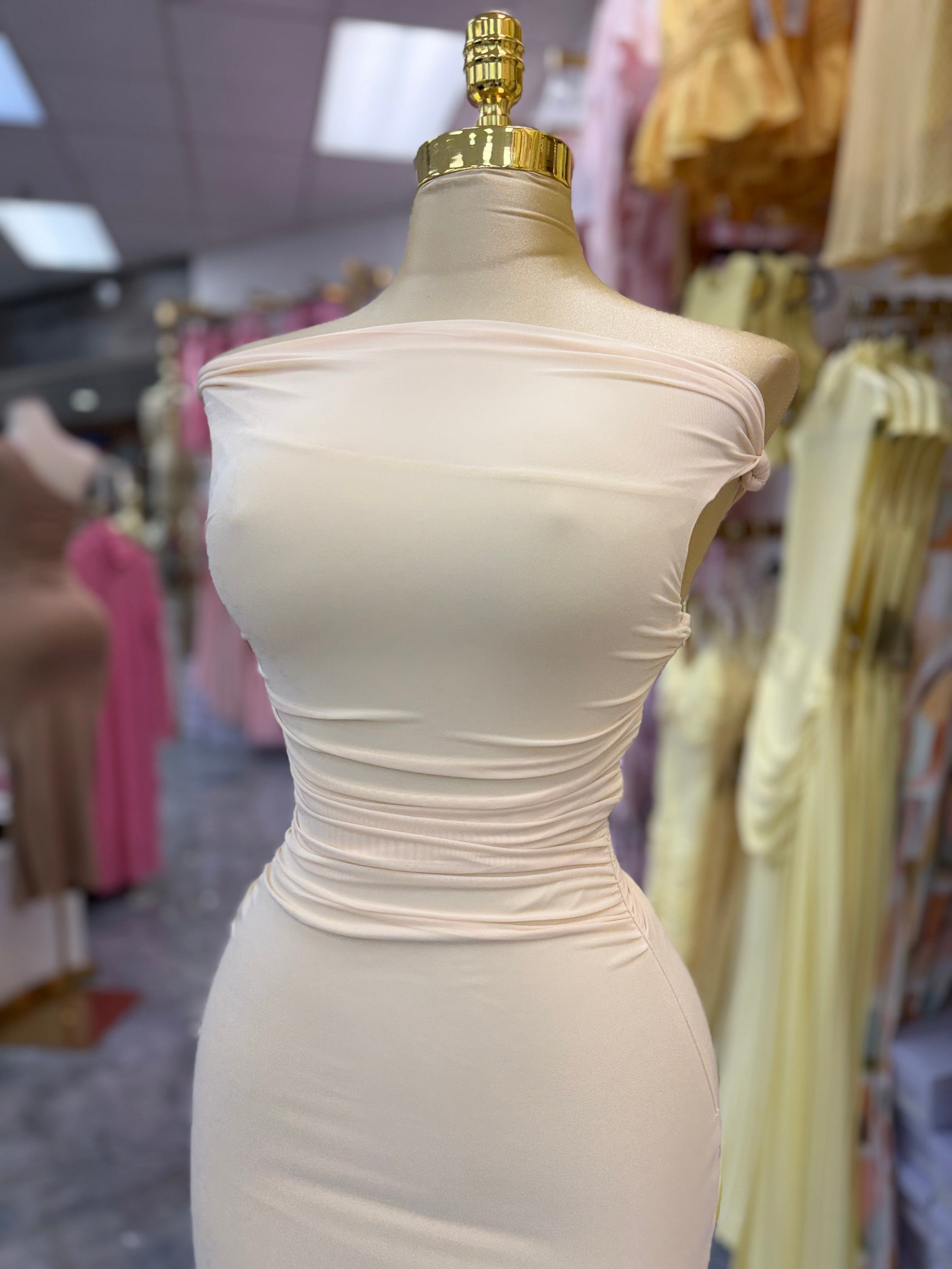 Marylin’s Mini Dress