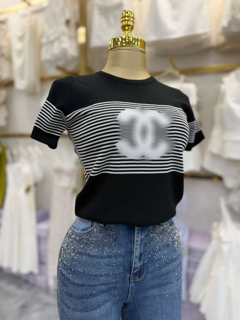 Liv's Top