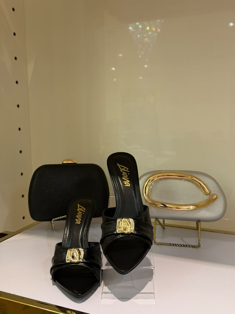 Camelia's Heels