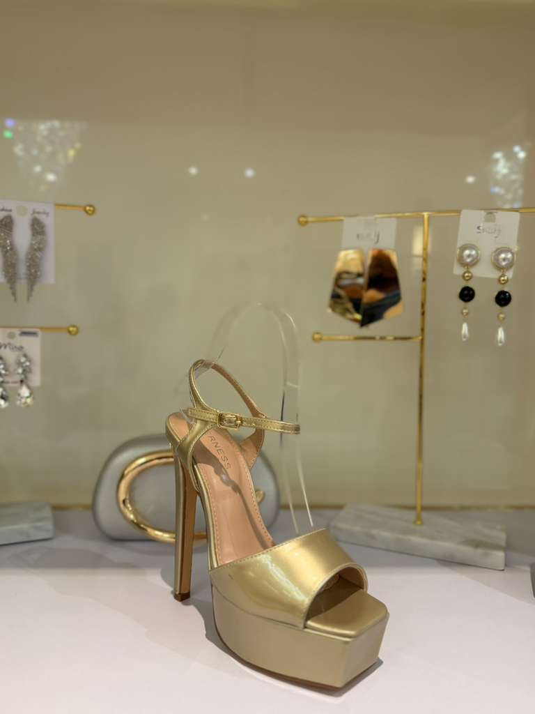 Genevine's Heel