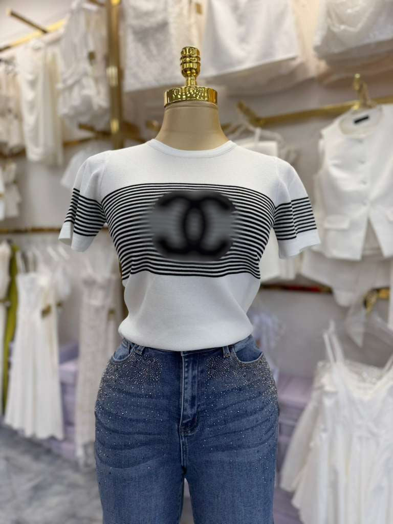 Liv's Top