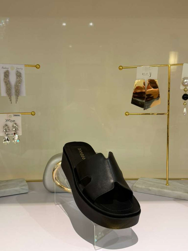Luck's Platform Sandal