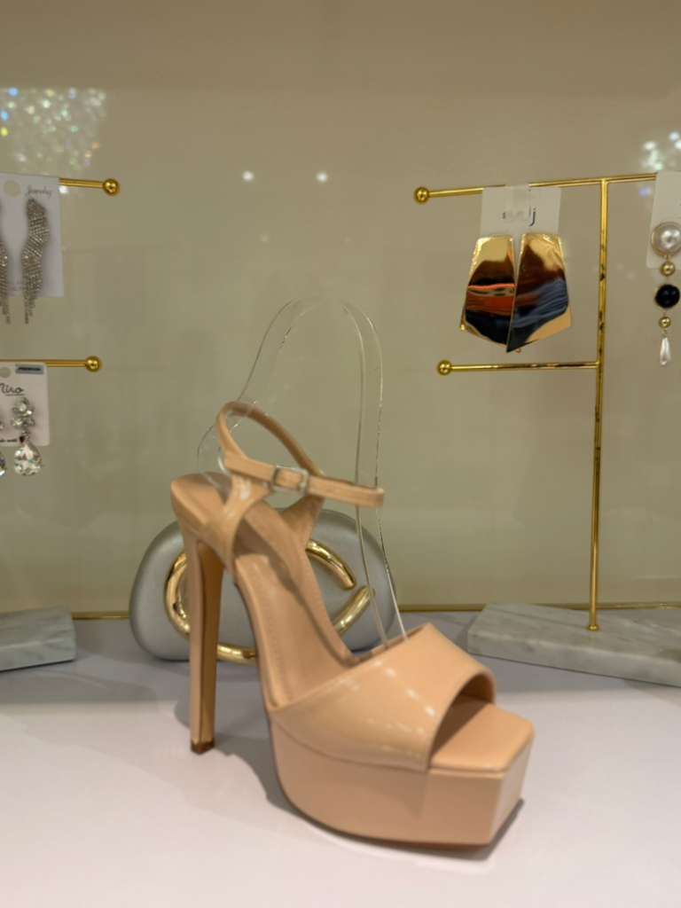 Genevine's Heel