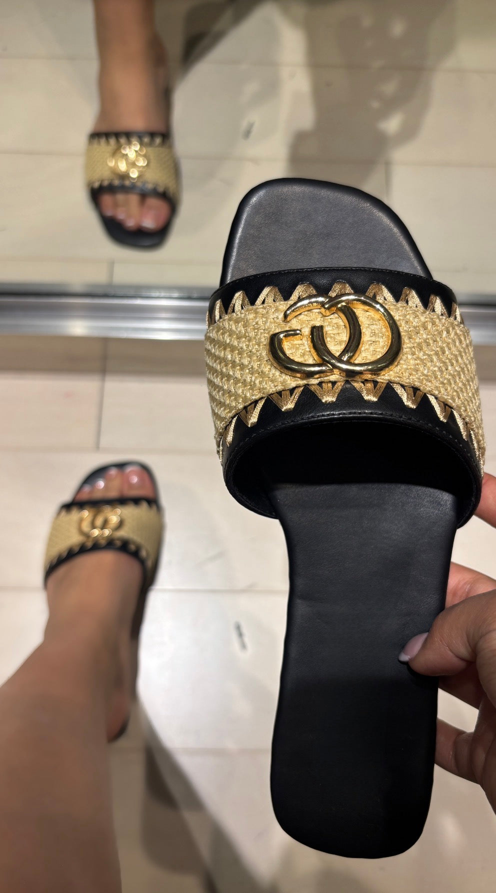 Jenifer Sandal