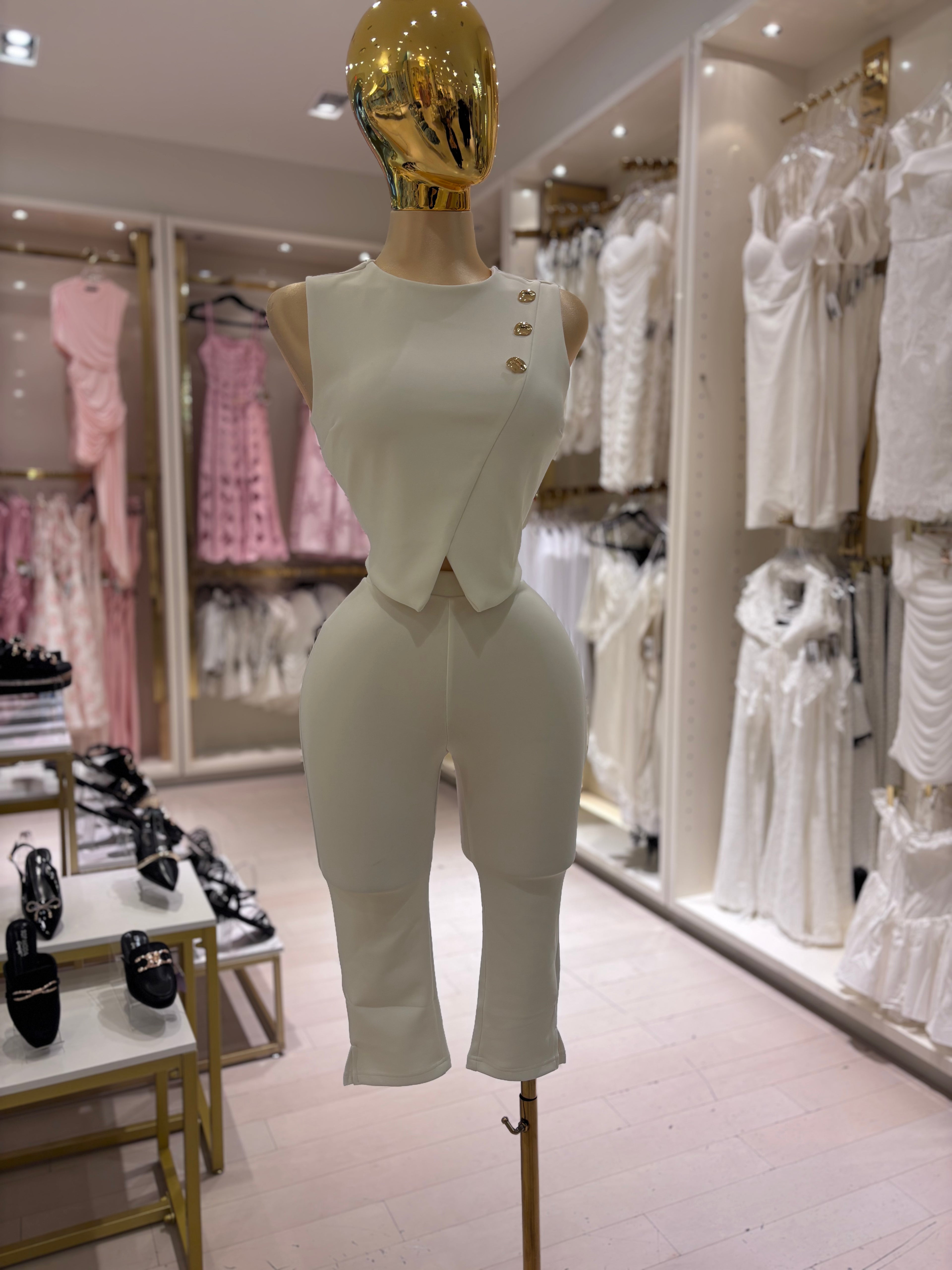 Shori's Capri Set