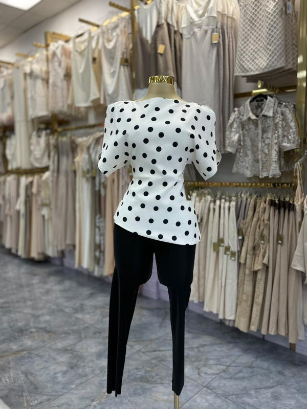 Naomy's Top