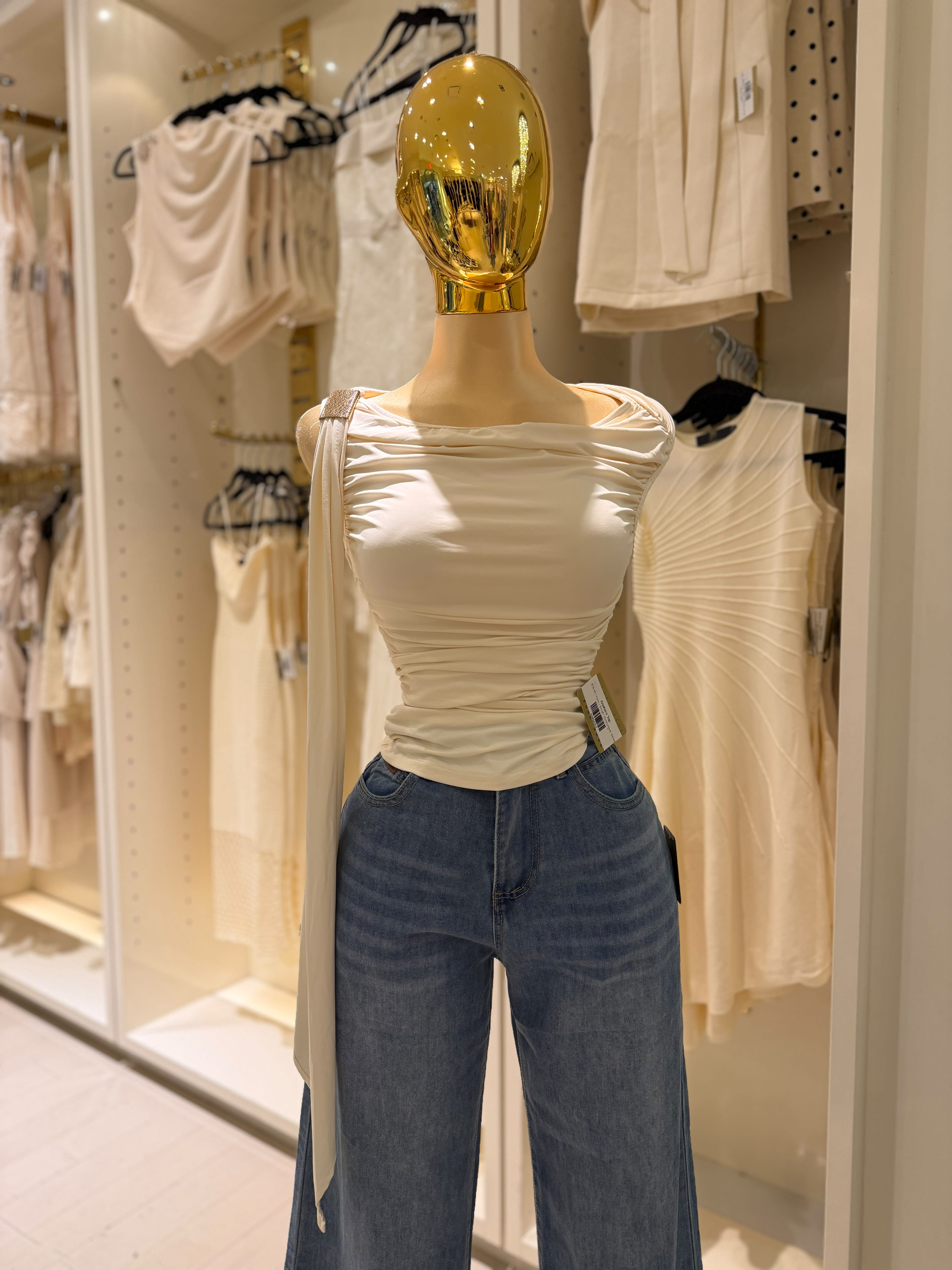 Anahie's Top
