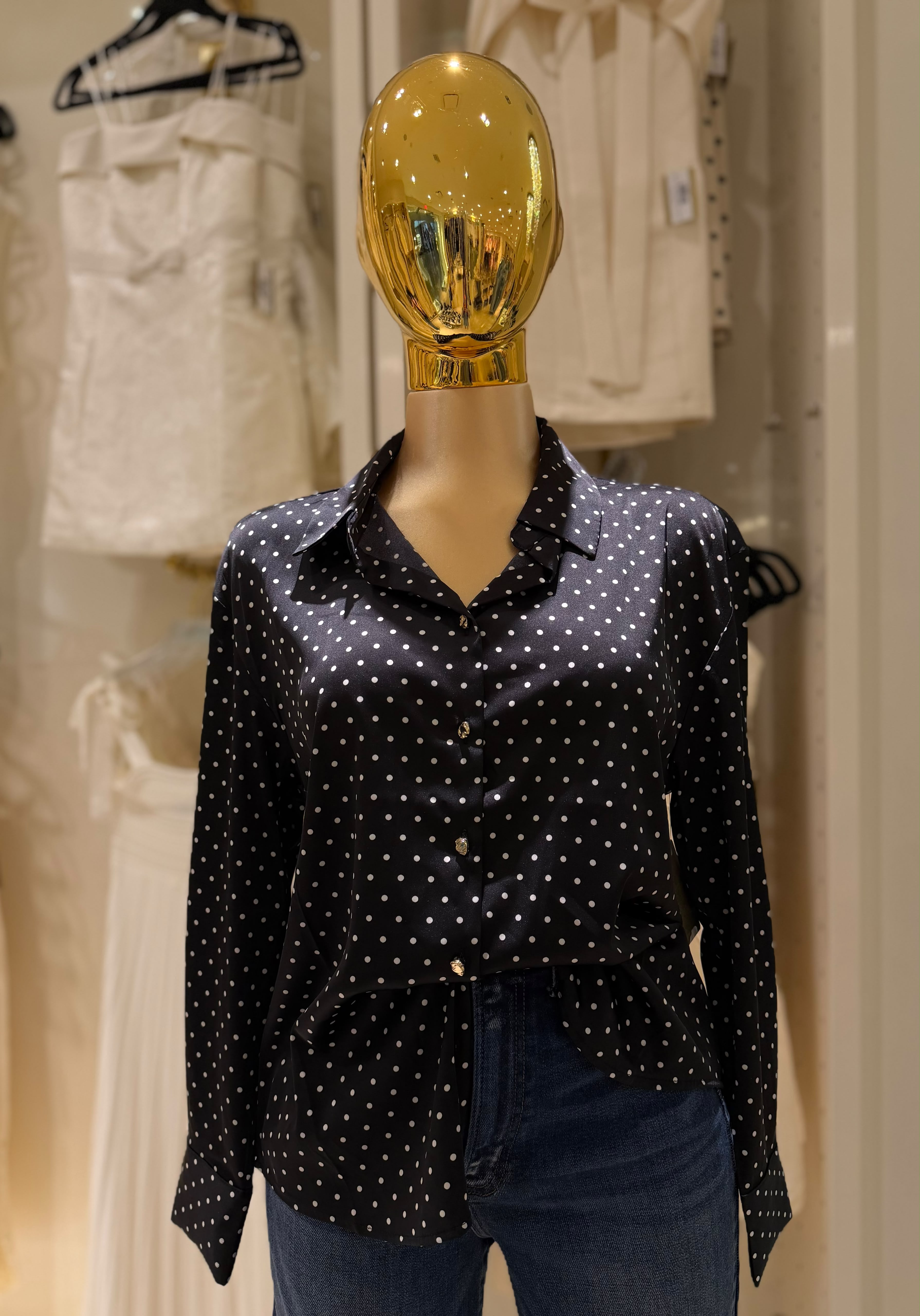 Moni's Top