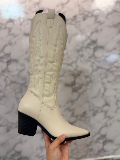 Auriana's Boots