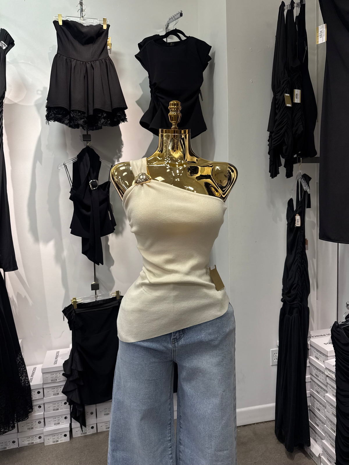Dora’s Top