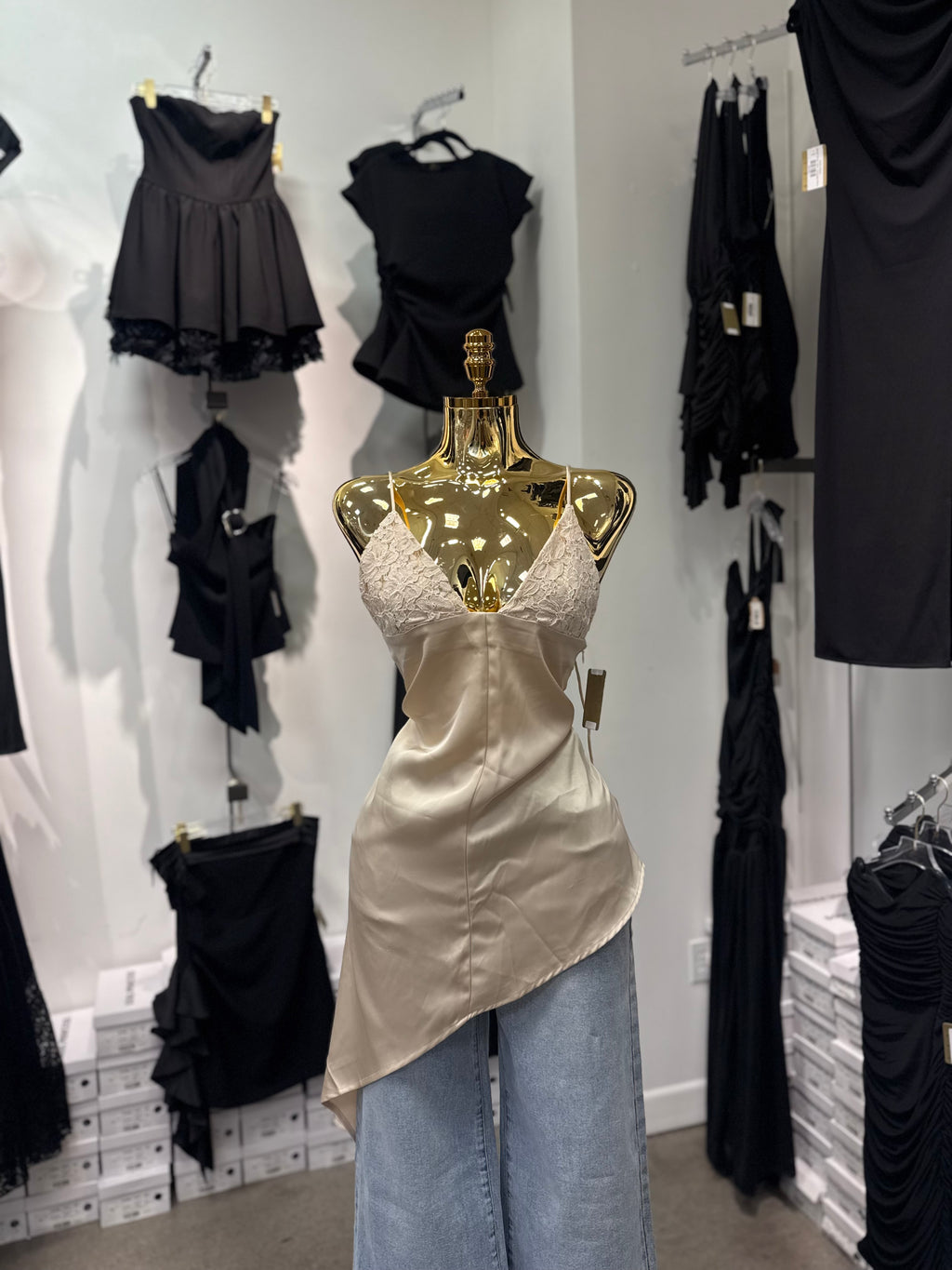 Gala’s Top