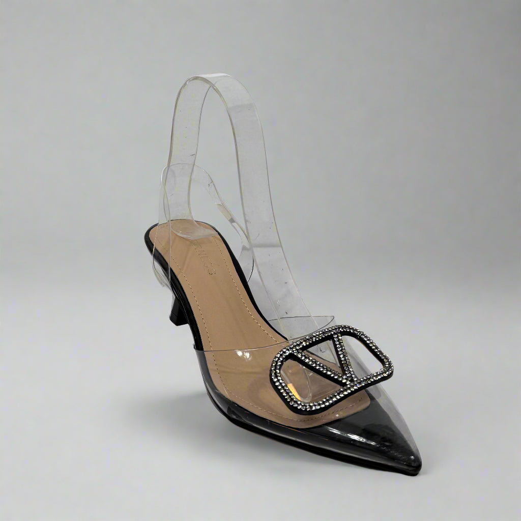 Vivianne's  Heel
