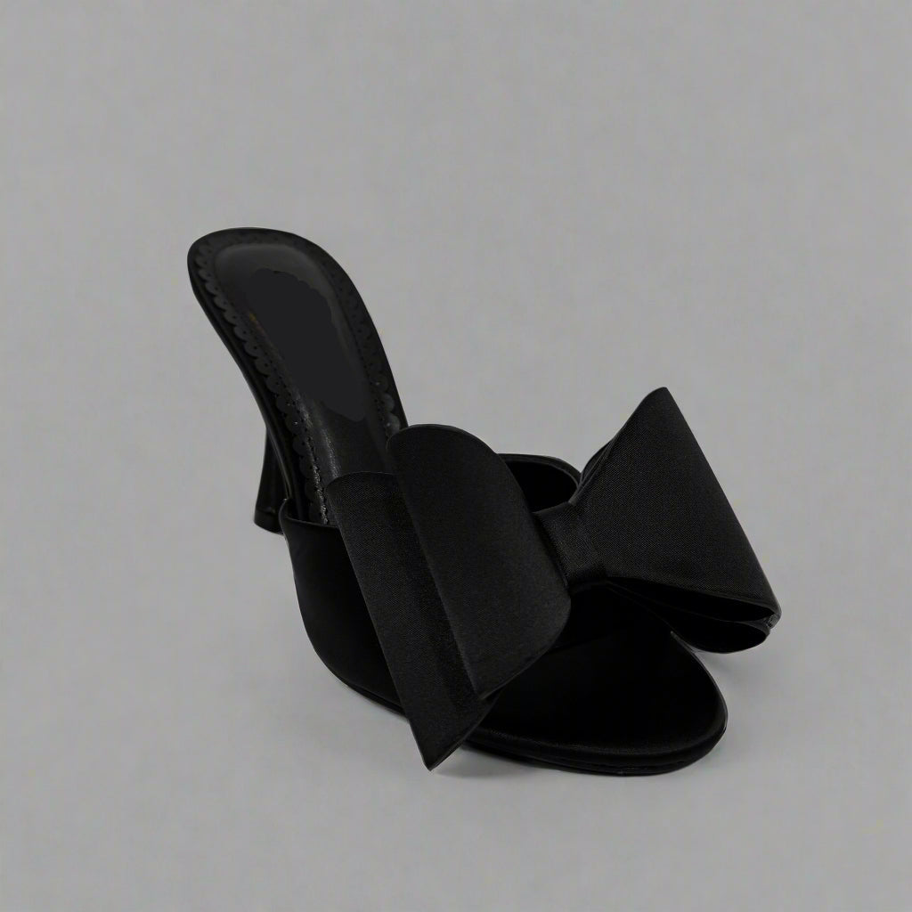 Moxie's Heel