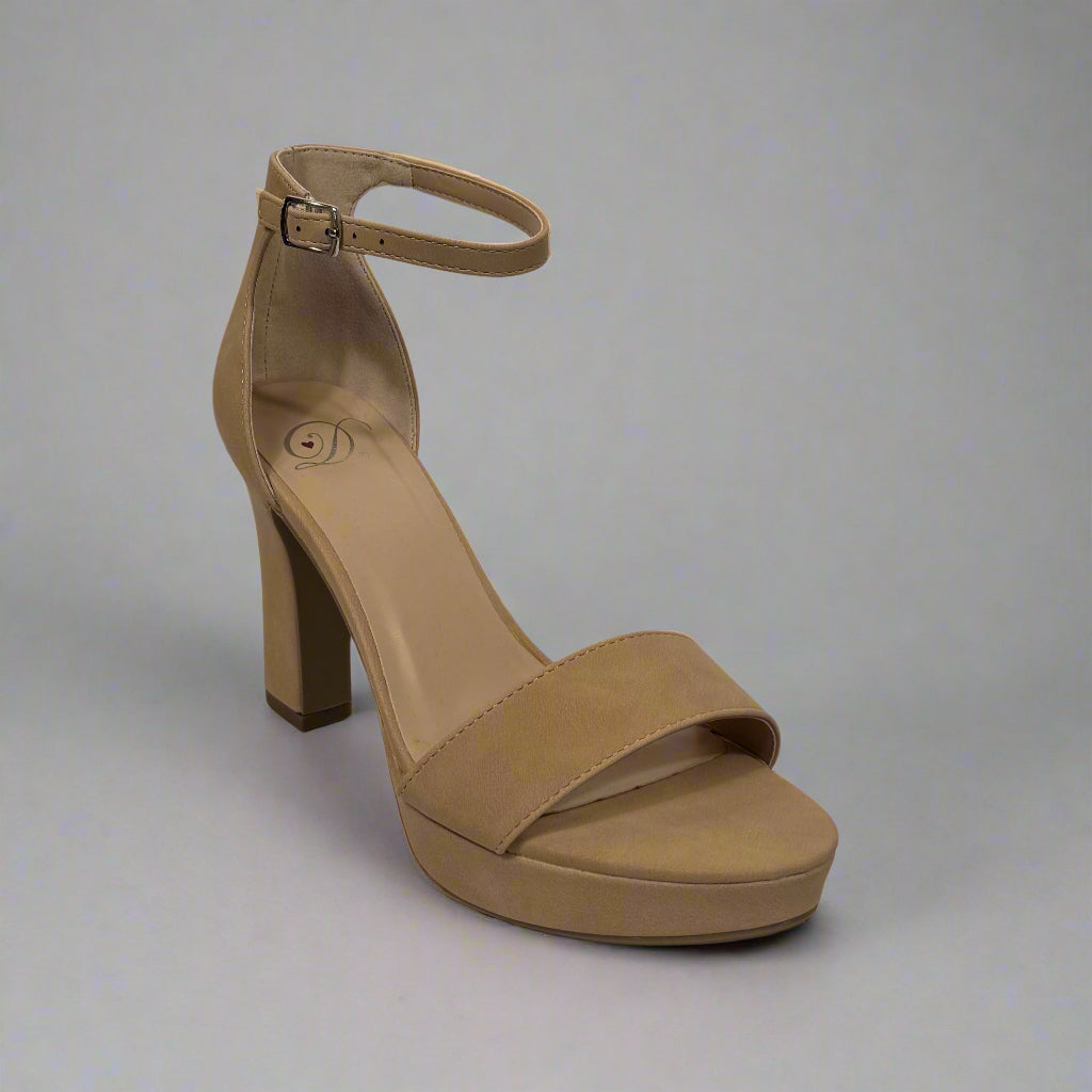 Virginia's Heels
