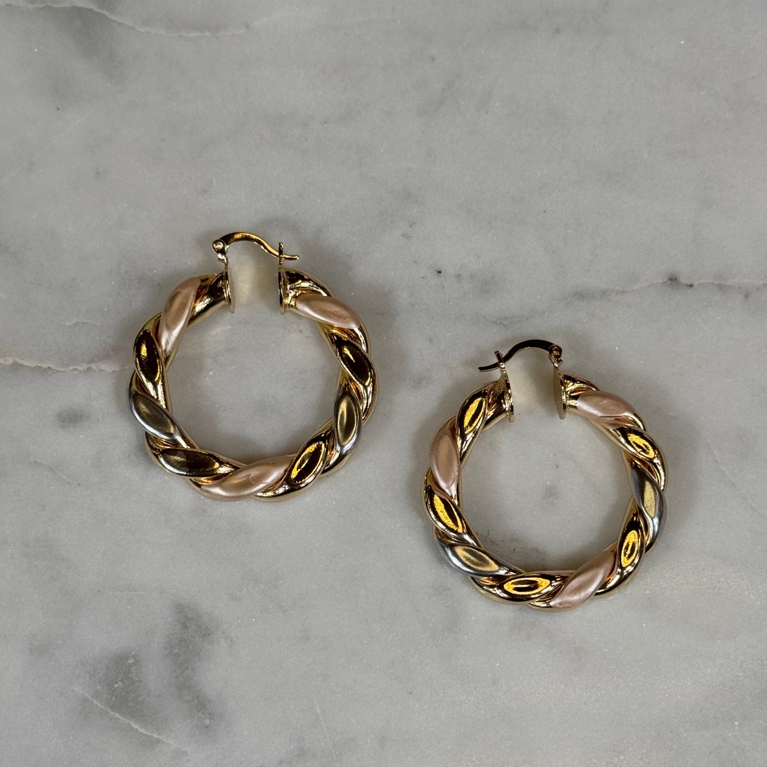 Lindy's Earring