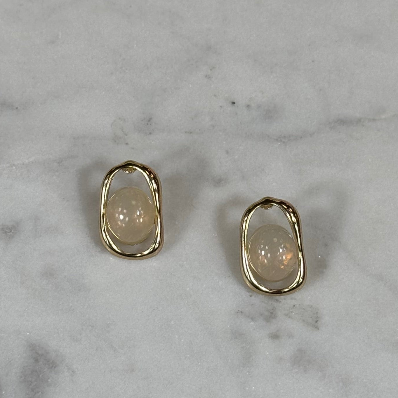 Melania's Earring