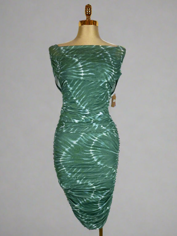 Gia's Midi Dress
