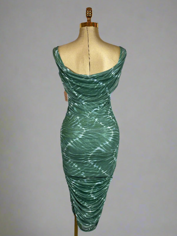 Gia's Midi Dress