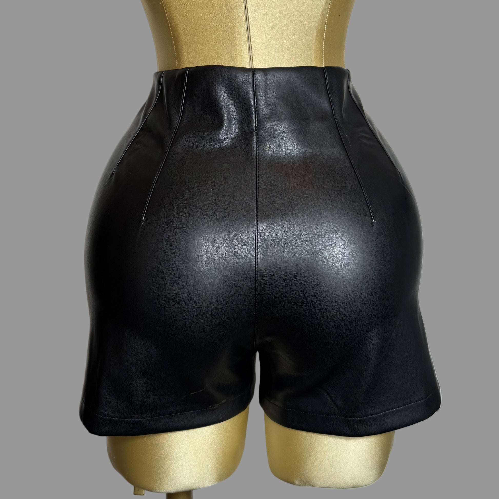 Bella's Shorts