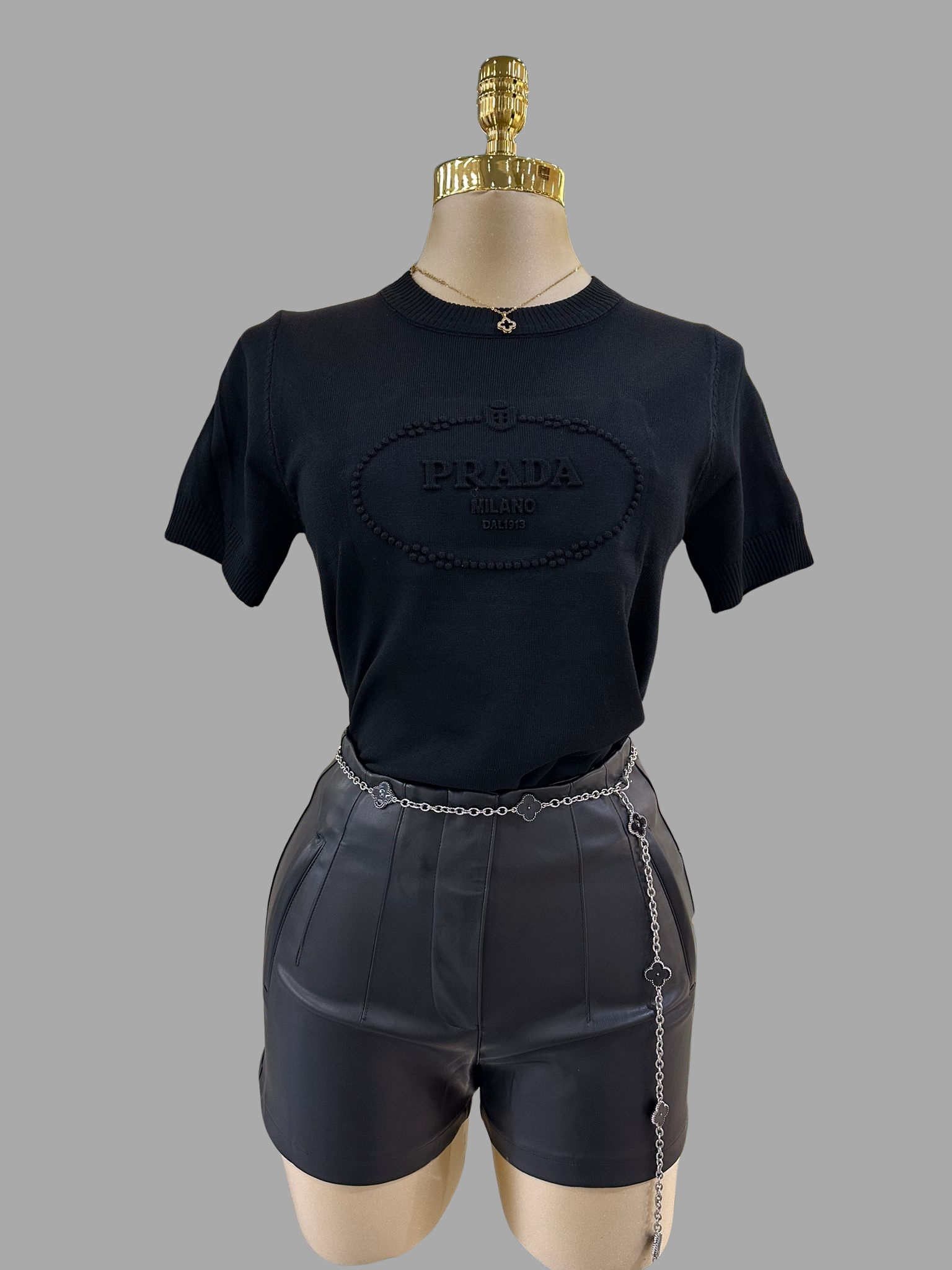 Pensee's Top