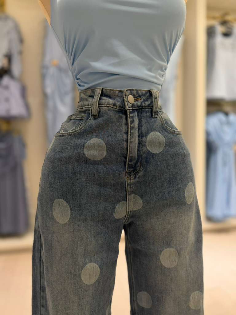 Hula's Jeans