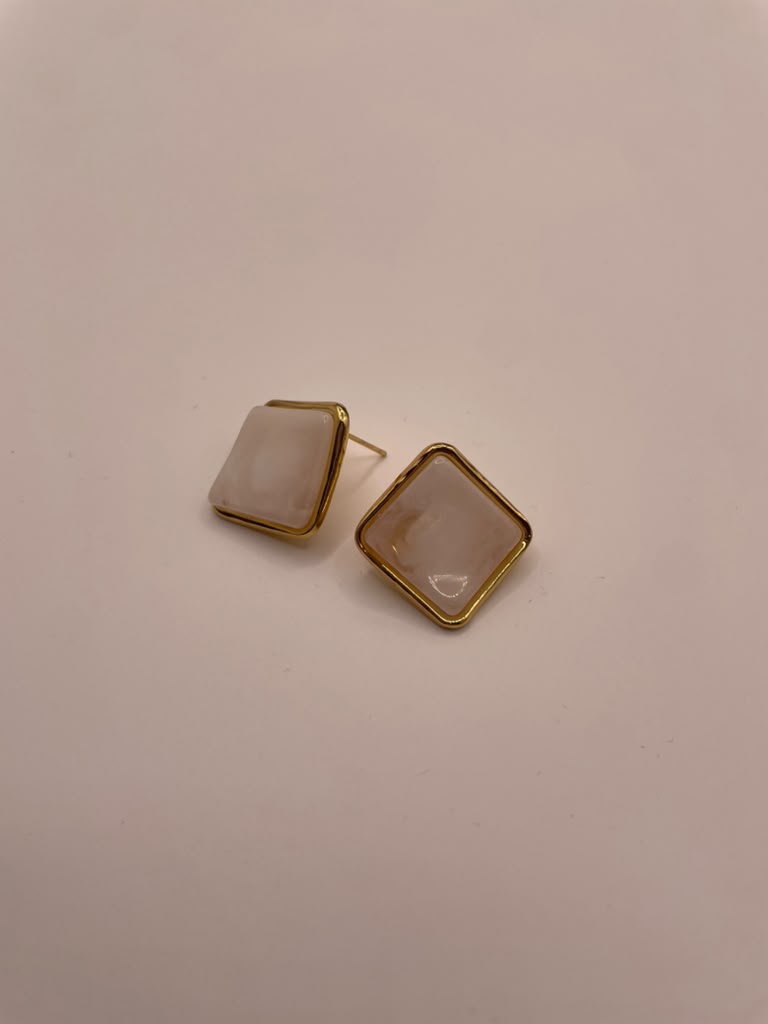Heka's Earings