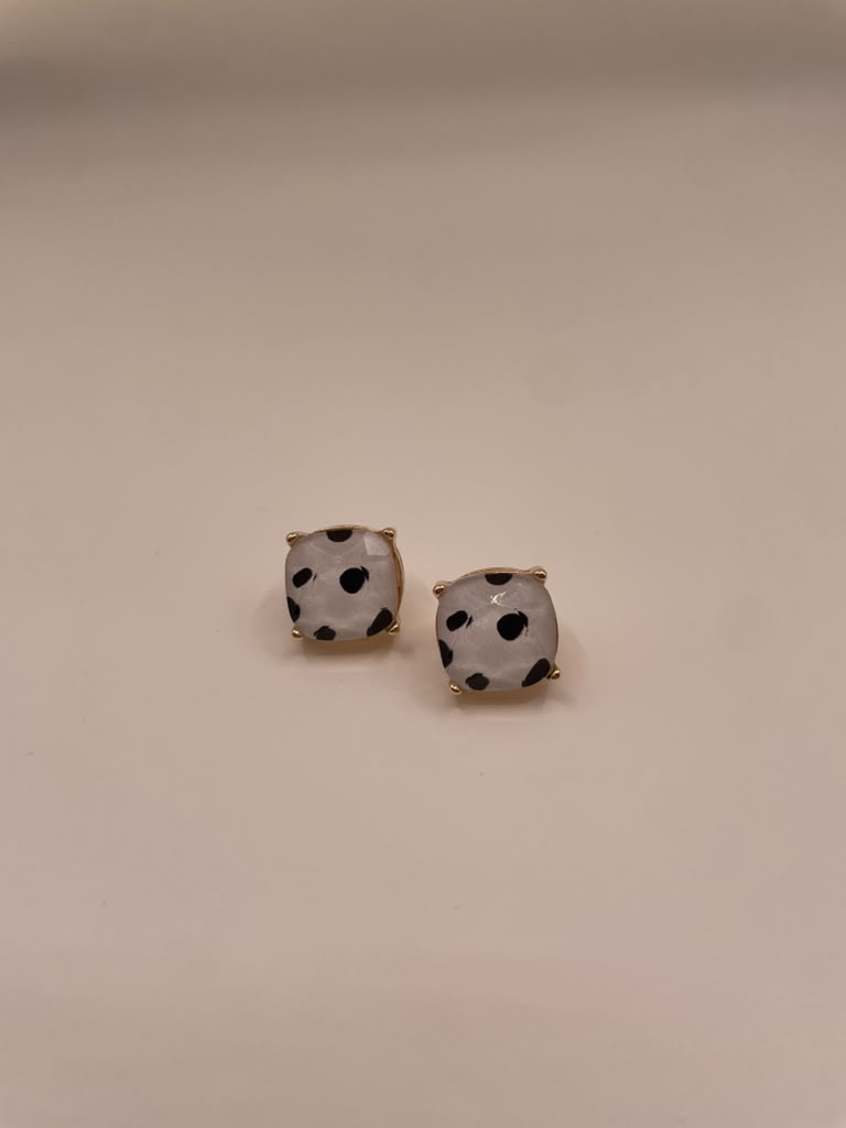 Inayee's Earing