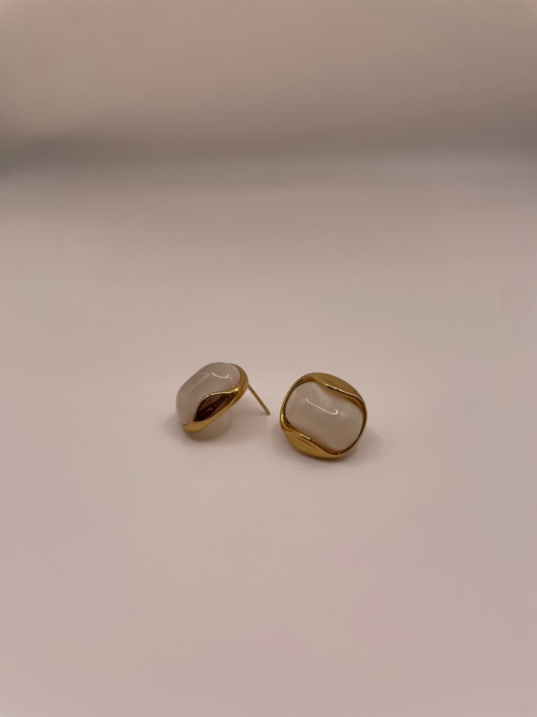 Juali's Earing
