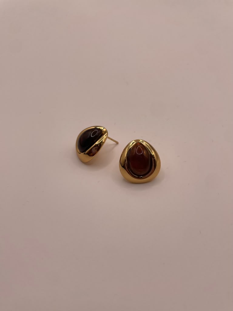 Diony's Earing