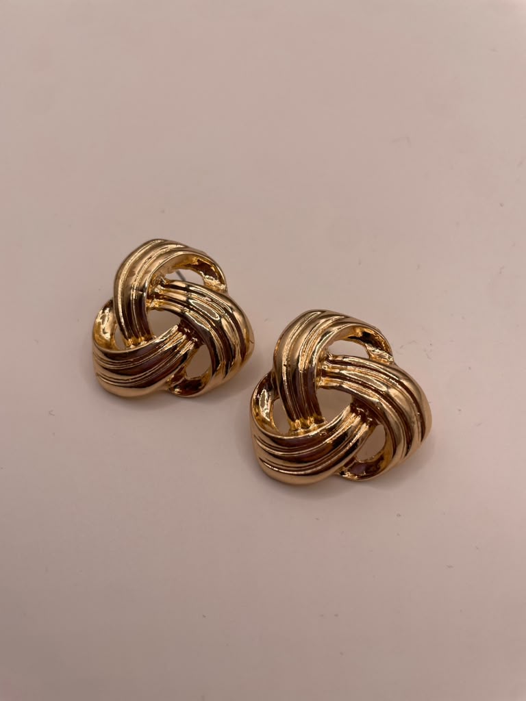 Ithalia's Earings