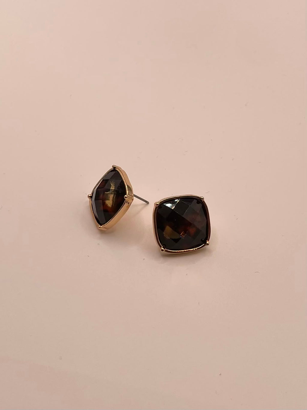 Juge's Earings