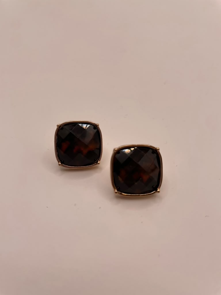 Juge's Earings