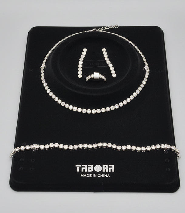 Shimla's Accessory Set
